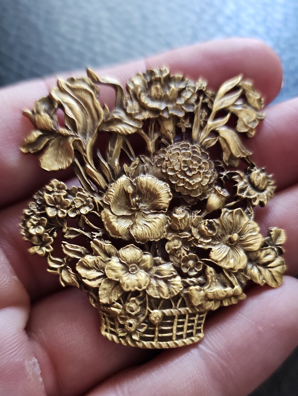 Vintage MFA Gold Tone Floral Basket Brooch – Women Jewelry